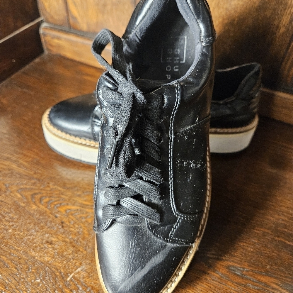 Shu Shop platform shoe size 9. - Picture 15 of 16
